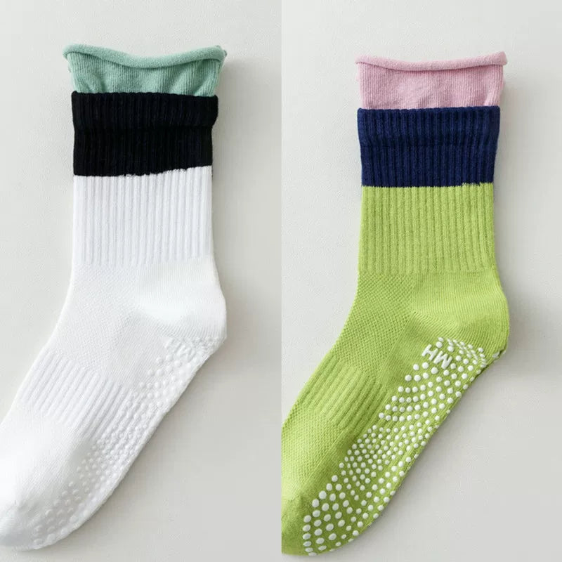 Findszx | Women’s Color-Block Mid-Calf Yoga Socks with Silicone Grip for Pilates & Indoor Fitness