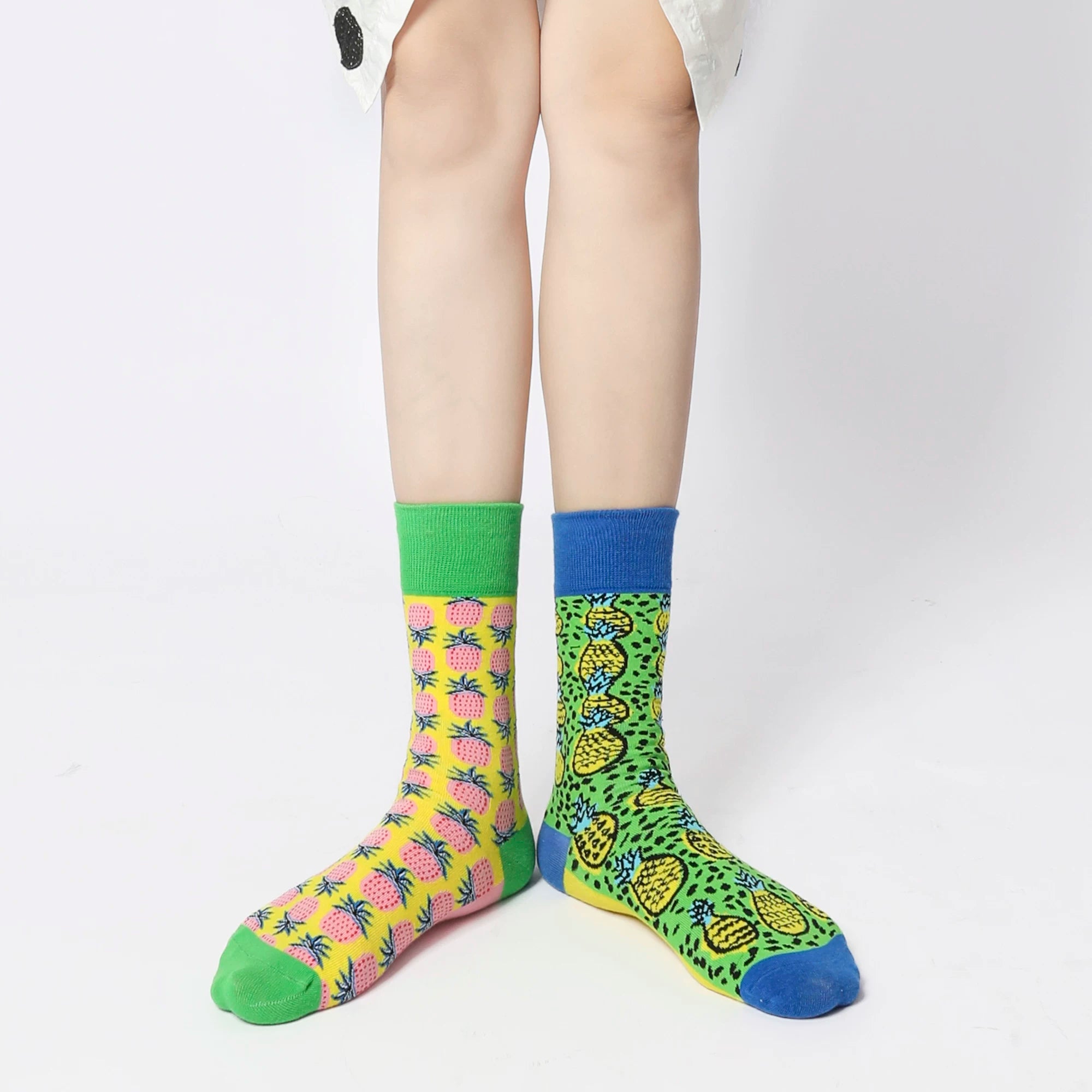 Findszx | Women’s Asymmetrical Mid-Calf Cotton Socks with Modern Design for Everyday Wear