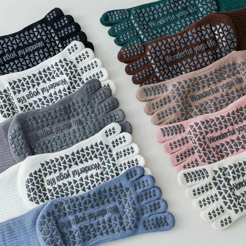 Findszx | Women’s Mid-Calf Split-Toe Five-Toe Cotton Yoga Socks with Grip for Pilates & Indoor Fitness