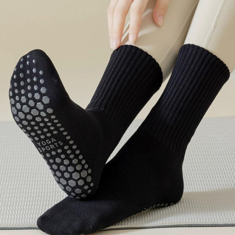 Findszx | Women’s Solid Color Mid-Calf Yoga Socks with Grip for Pilates & Indoor Fitness