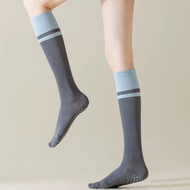 Findszx | Women’s Color-Block Mid-Calf Yoga Socks with Grip for Pilates, Dance & Indoor Fitness