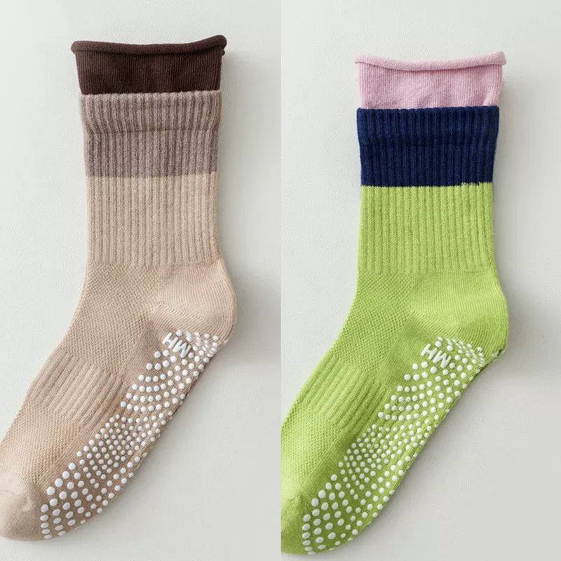 Findszx | Women’s Color-Block Mid-Calf Yoga Socks with Silicone Grip for Pilates & Indoor Fitness