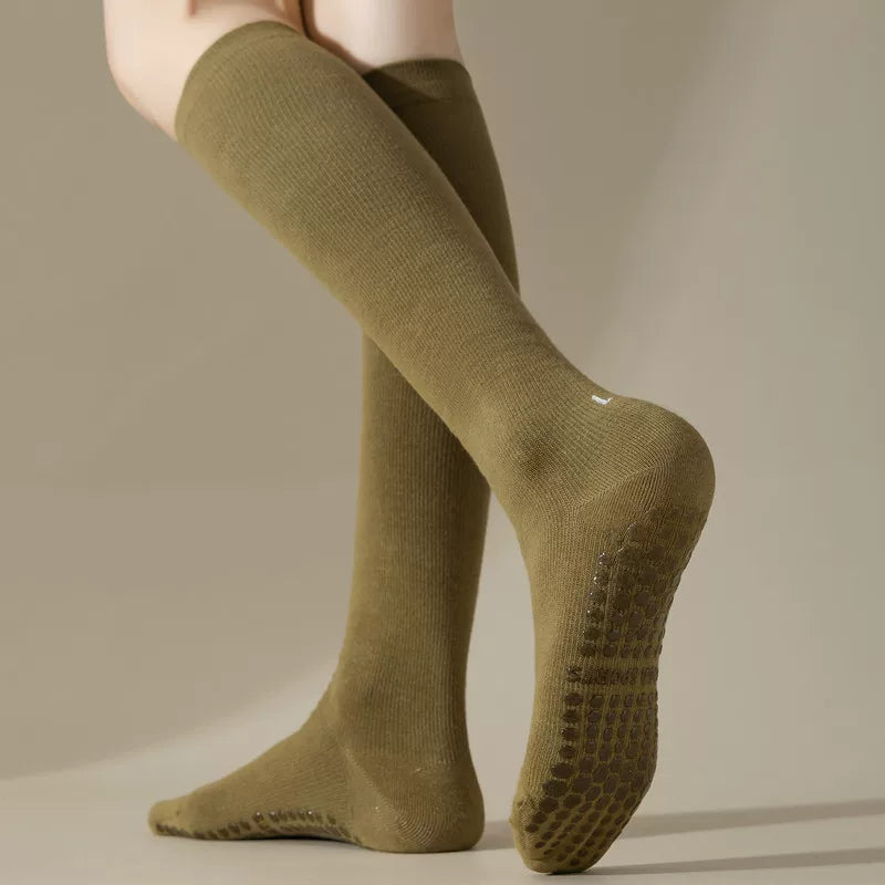 Findszx | Women’s Mid-Calf Yoga Socks with Grip for Pilates, Dance & Indoor Fitness