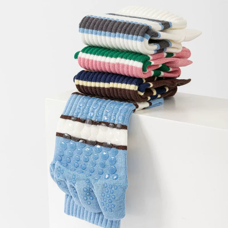 Findszx | Women’s Five-Toe Mid-Calf Socks for Yoga & Dance, Striped Pattern with Dotted Detail, Active Style