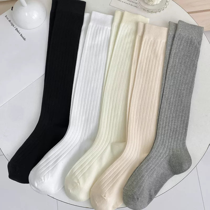 Findszx | Women’s Gray Knee-High Cotton Socks with Vertical Stripe Texture for Spring & Summer Wear
