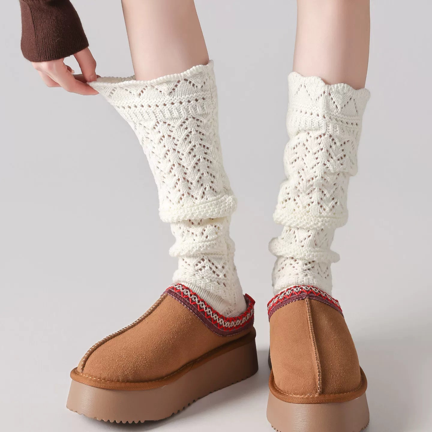 Findszx | Women’s Retro Wool-Blend Lace Calf Socks with Open-Knit Texture for Autumn & Winter Wear