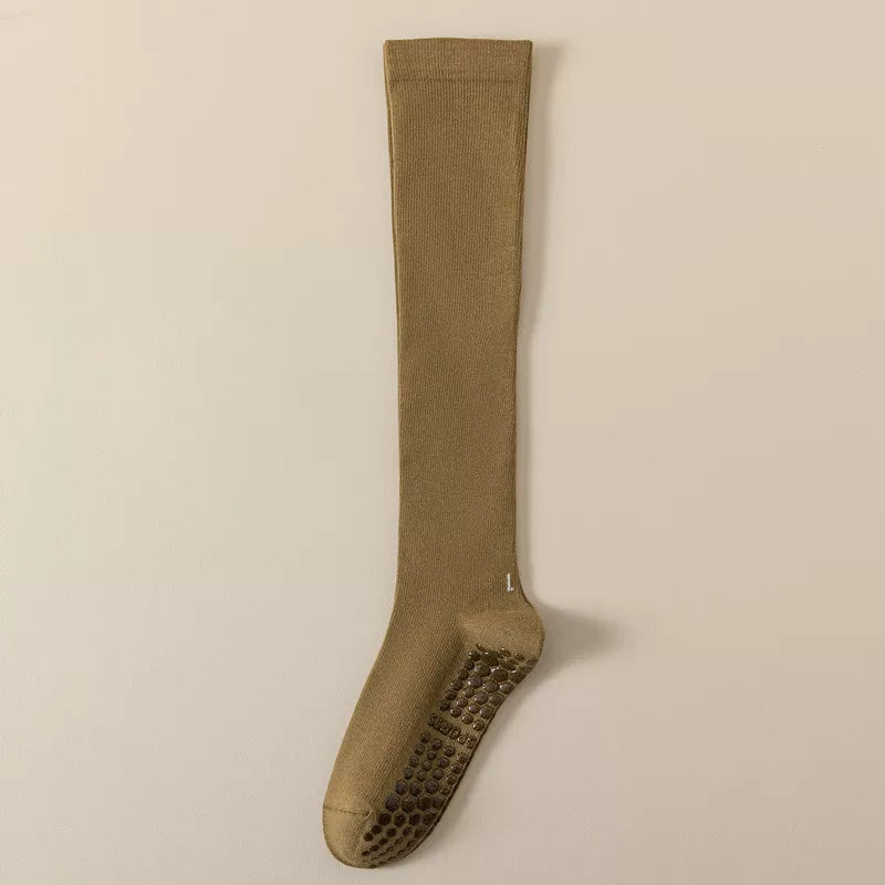 Findszx | Women’s Mid-Calf Yoga Socks with Grip for Pilates, Dance & Indoor Fitness