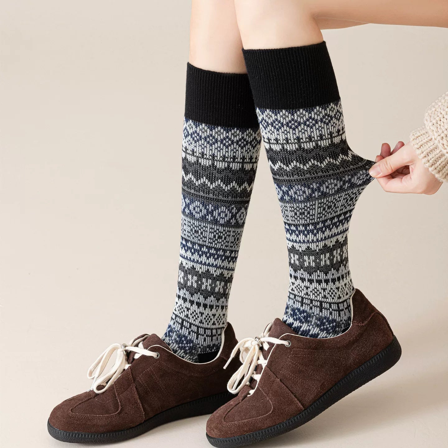 Ethnic Style Retro Calf Socks Double-Needle Fair Isle Stockings For Women In Autumn And Winter Paired With Snow Boots And Piled High Socks