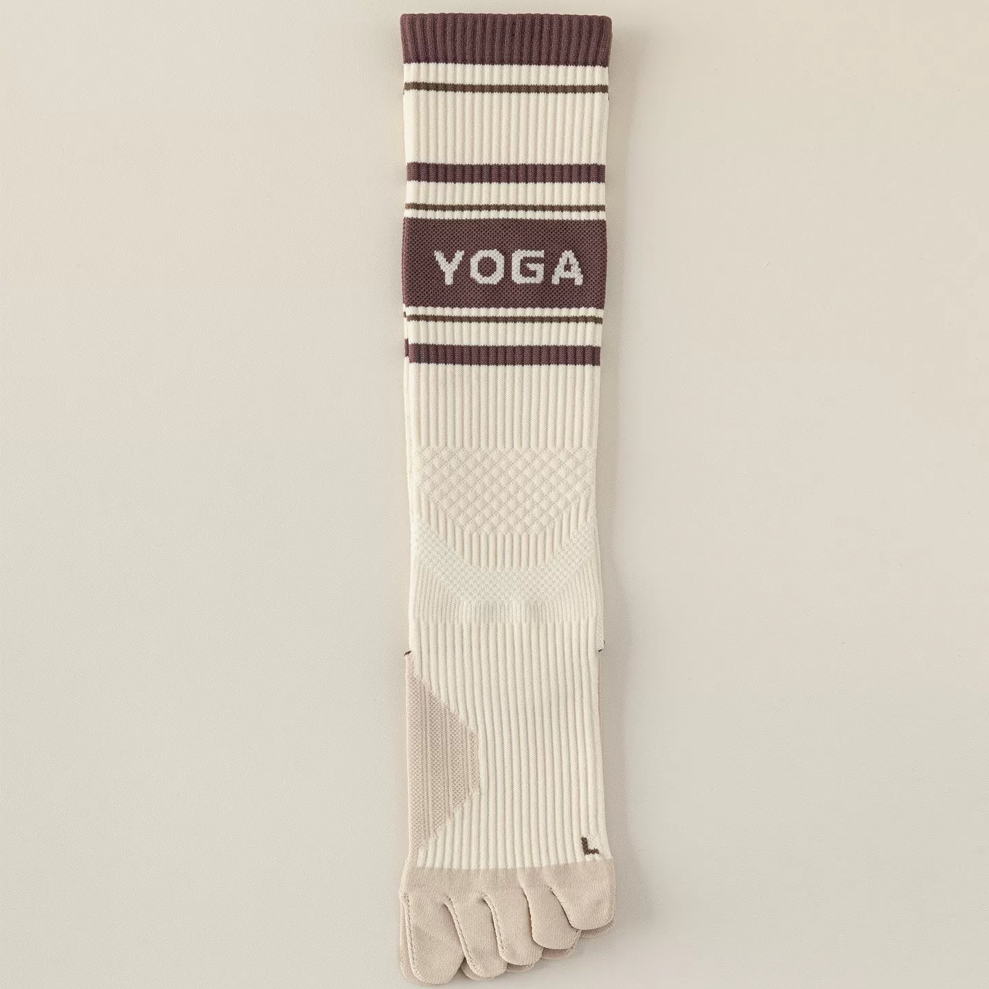 Findszx | Women’s Five-Toe Calf Socks for Active Wear, Color-Block Letter Design, Everyday Sports Style