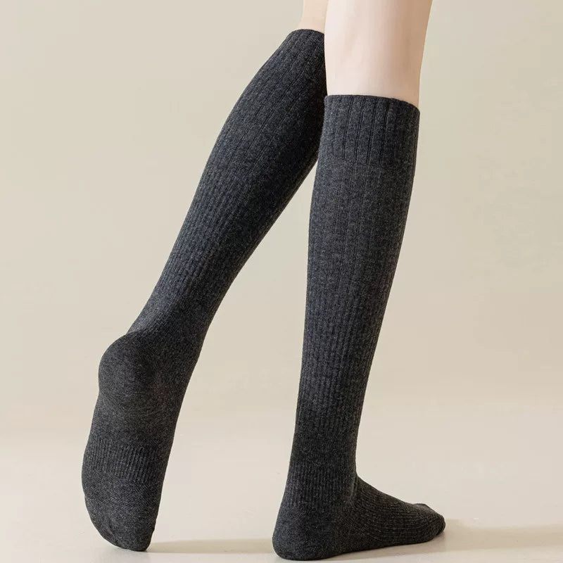 Findszx | Women’s Striped Knee-Length Cotton Socks with Seamless Knit for Spring & Autumn Wear