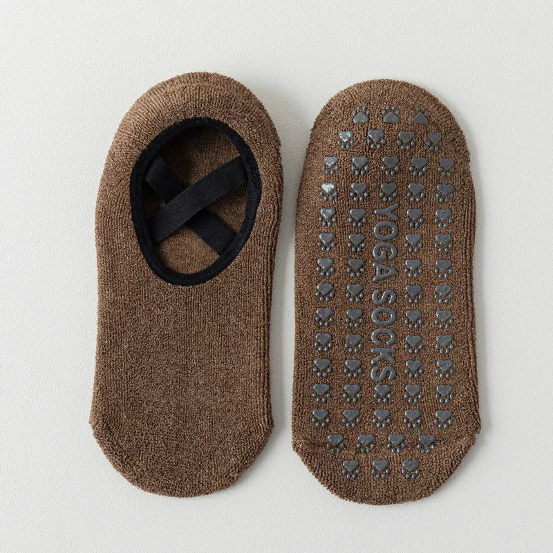 Findszx | Women’s Low-Cut Terry Cotton Yoga Socks with Grip for Pilates, Dance & Indoor Fitness