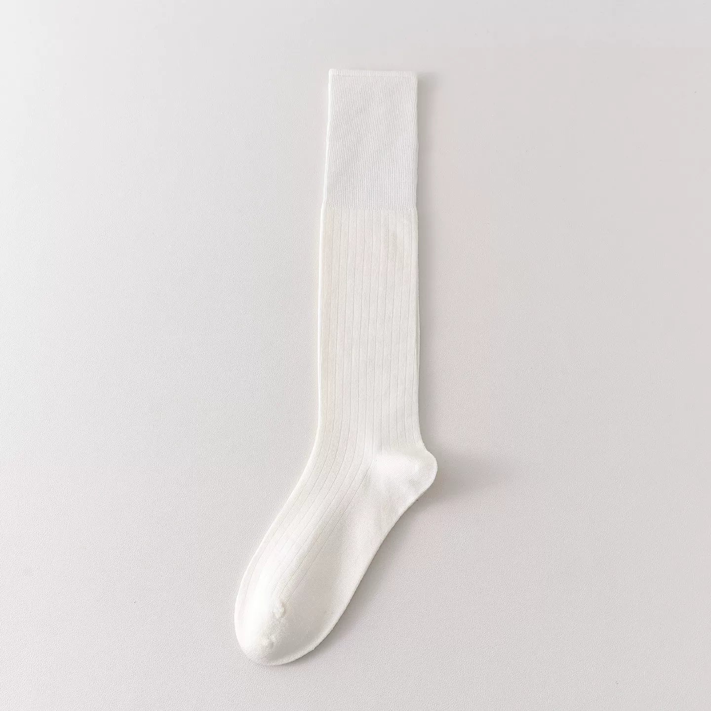 Findszx | Women’s Lightweight Wool-Blend Calf Socks in Solid Colors for Spring & Autumn Wear