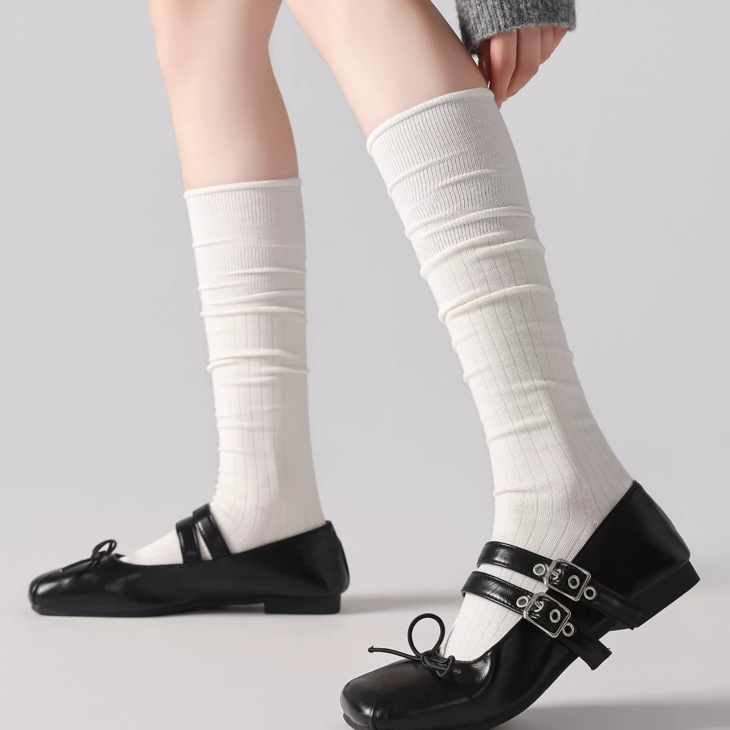 Findszx | Women’s Lightweight Wool-Blend Calf Socks in Solid Colors for Spring & Autumn Wear