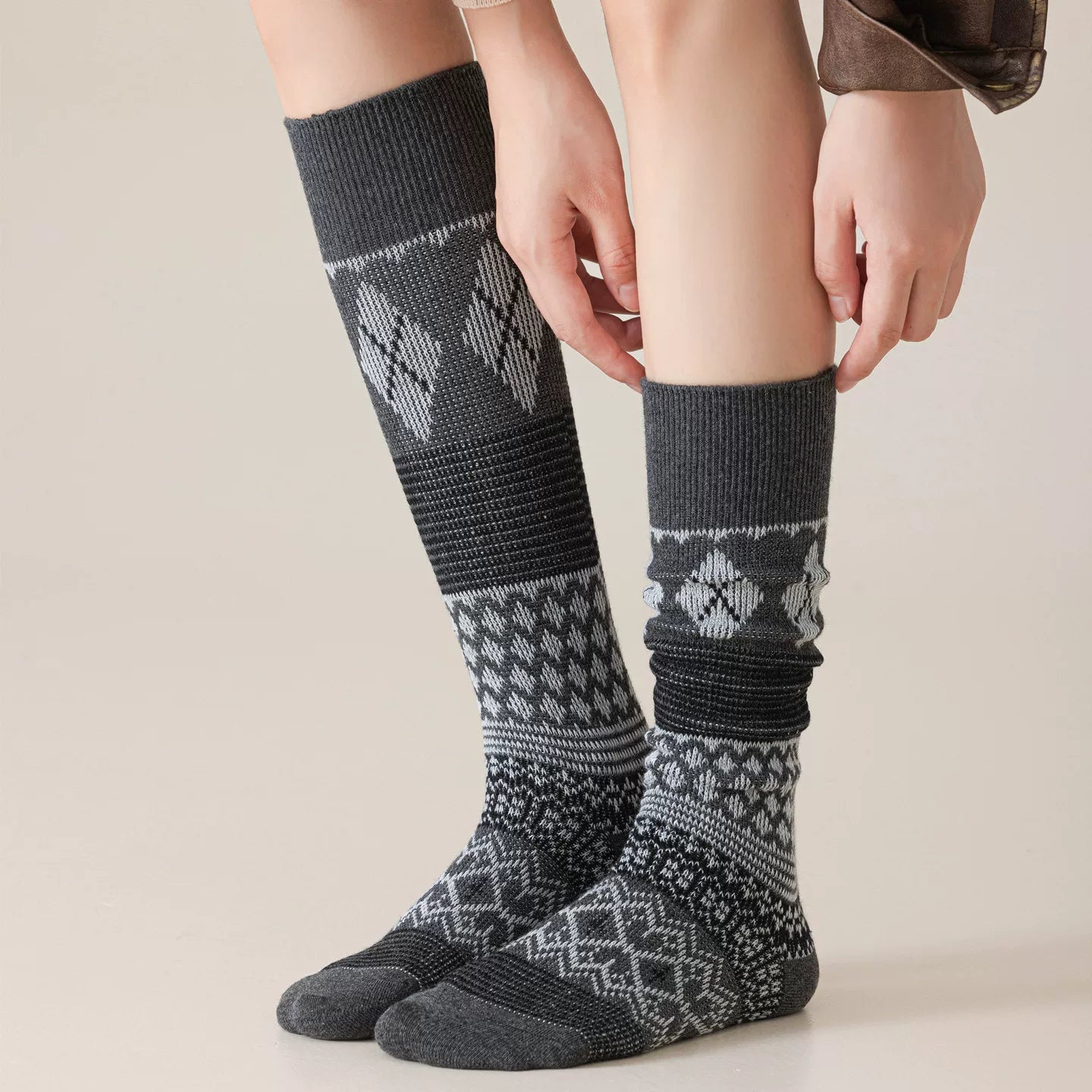 Findszx | Women’s Retro Diamond-Pattern Double-Knit Calf Socks in Cotton for Everyday Wear