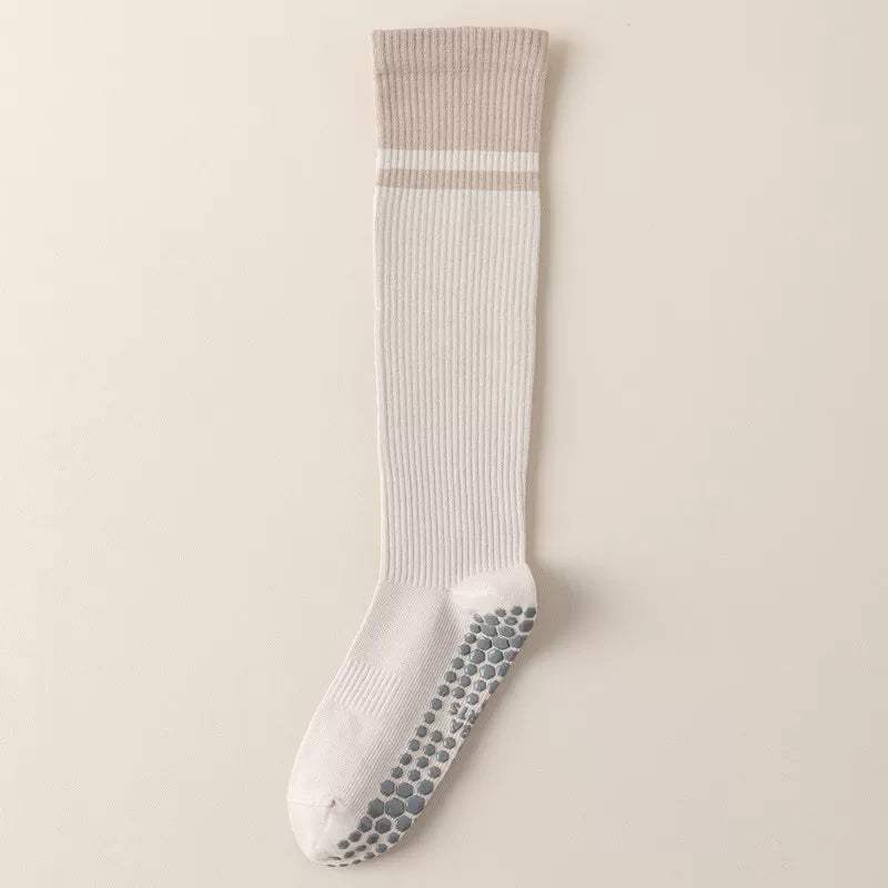 Findszx | Women’s Color-Block Mid-Calf Yoga Socks with Grip for Pilates, Dance & Indoor Fitness