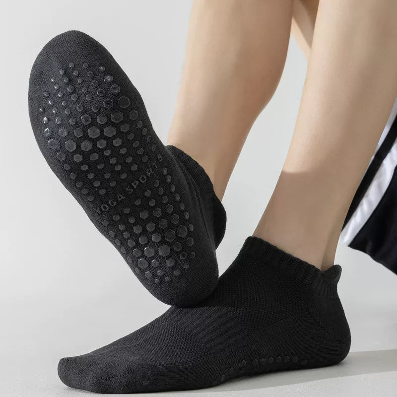 Findszx | Men’s Cushioned Mid-Calf Cotton Yoga Socks with Silicone Grip for Pilates & Indoor Fitness