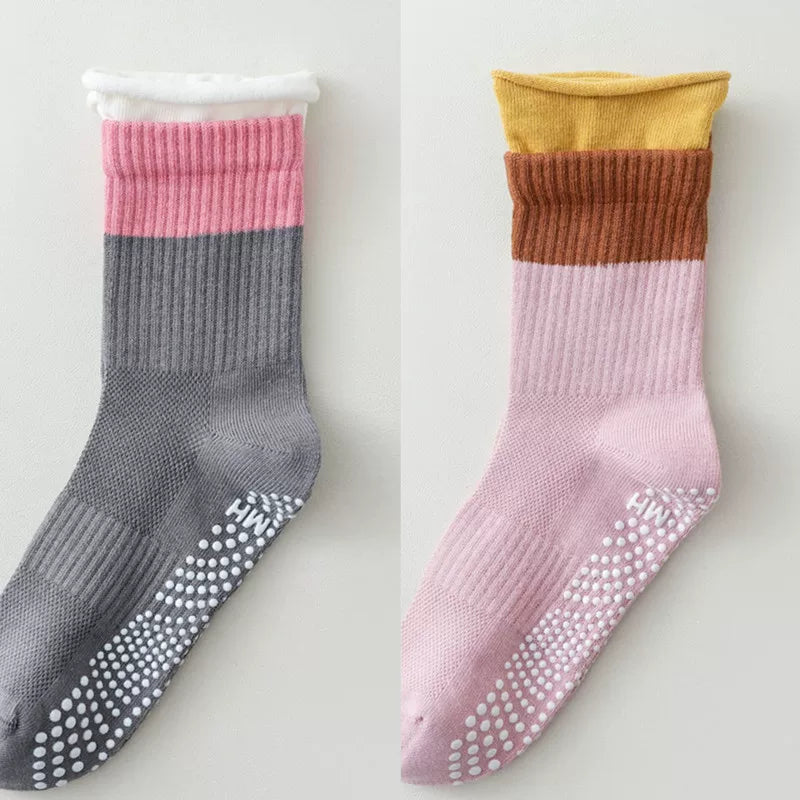 Findszx | Women’s Color-Block Mid-Calf Yoga Socks with Silicone Grip for Pilates & Indoor Fitness