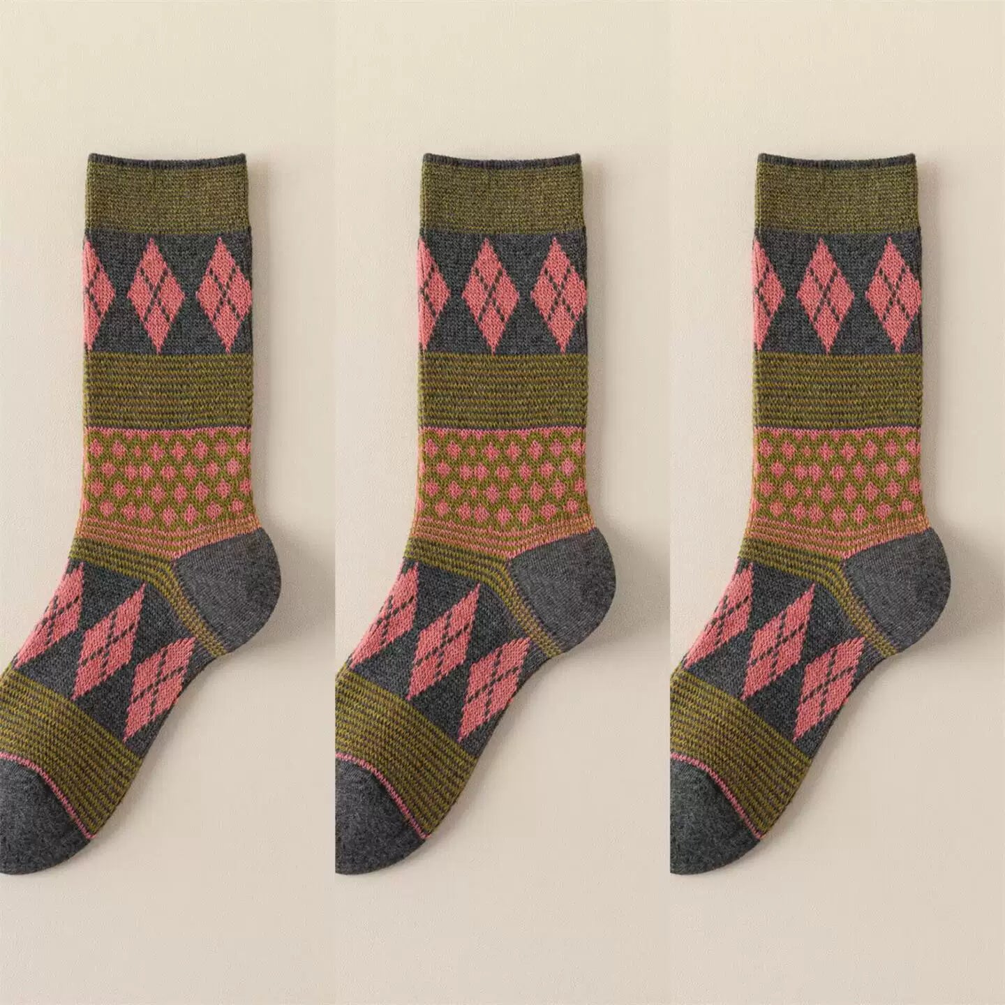 Findszx | Women’s Double-Knit Mid-Calf Cotton Socks with Soft Pile Texture for Spring & Autumn Wear