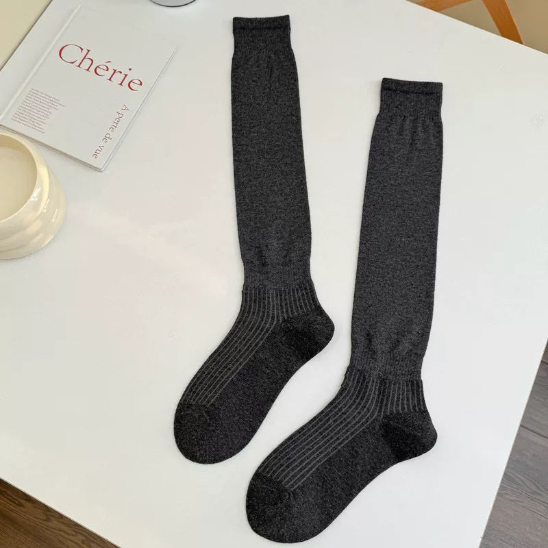 Findszx | Relaxed-Fit Knee-Length Socks for Women, Solid Color Design, Spring & Summer Everyday Style