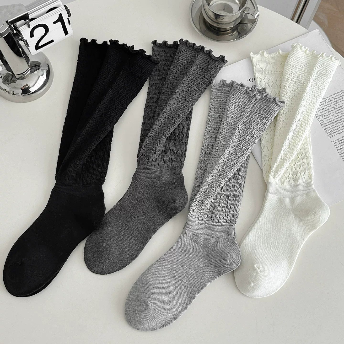 Findszx | Women’s Retro Knit Calf Socks with Lace Trim for Spring & Autumn Wear