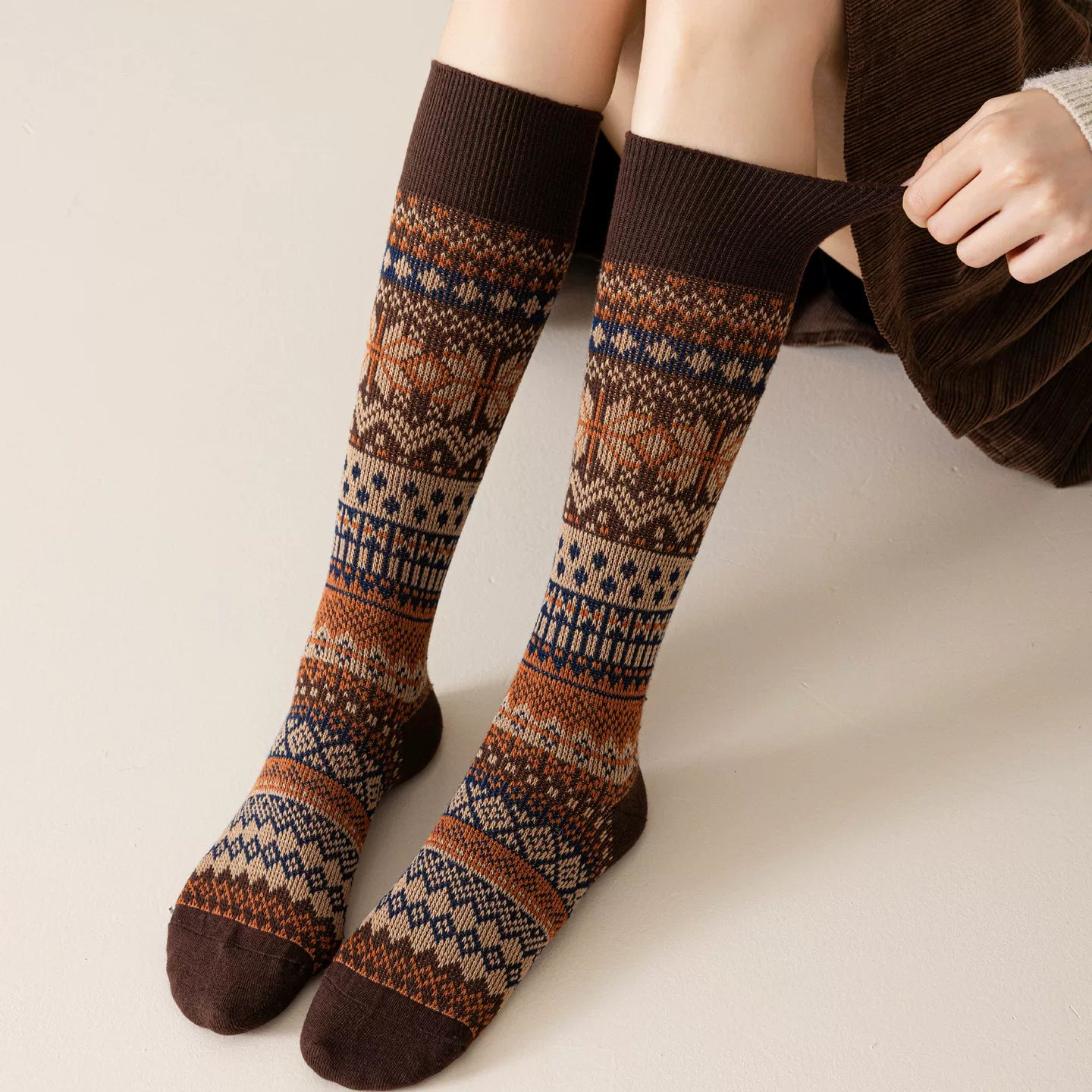 Findszx | Women’s Double-Knit Calf Cotton Socks in Warm Neutral Tones for Autumn & Winter Wear