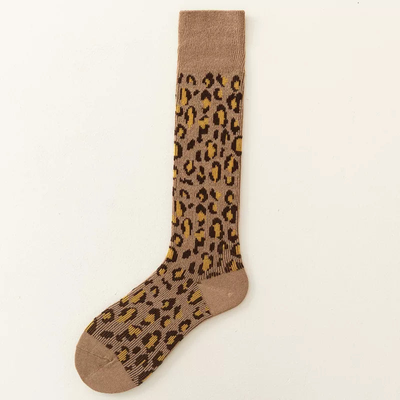 Findszx | Women’s Letter-Detail Calf Cotton Socks with Double-Knit Texture for Autumn & Winter Wear