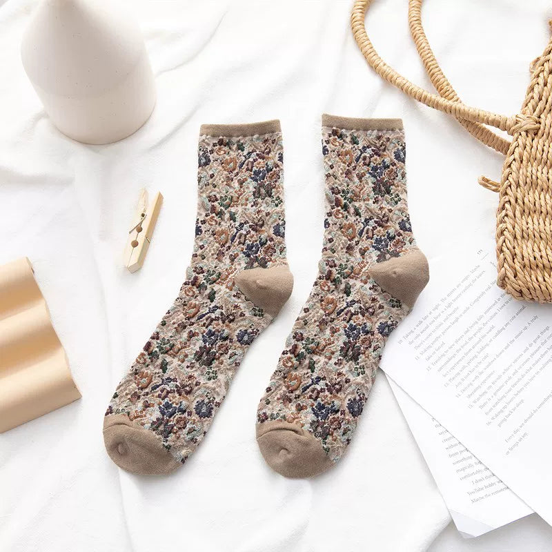 Findszx | Women’s Floral Lace Mid-Calf Cotton Socks with Delicate Knit Texture for Autumn & Winter Wear