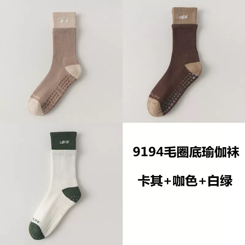 Findszx | Women’s Cushioned Mid-Calf Cotton Yoga Socks with Grip for Pilates & Indoor Fitness