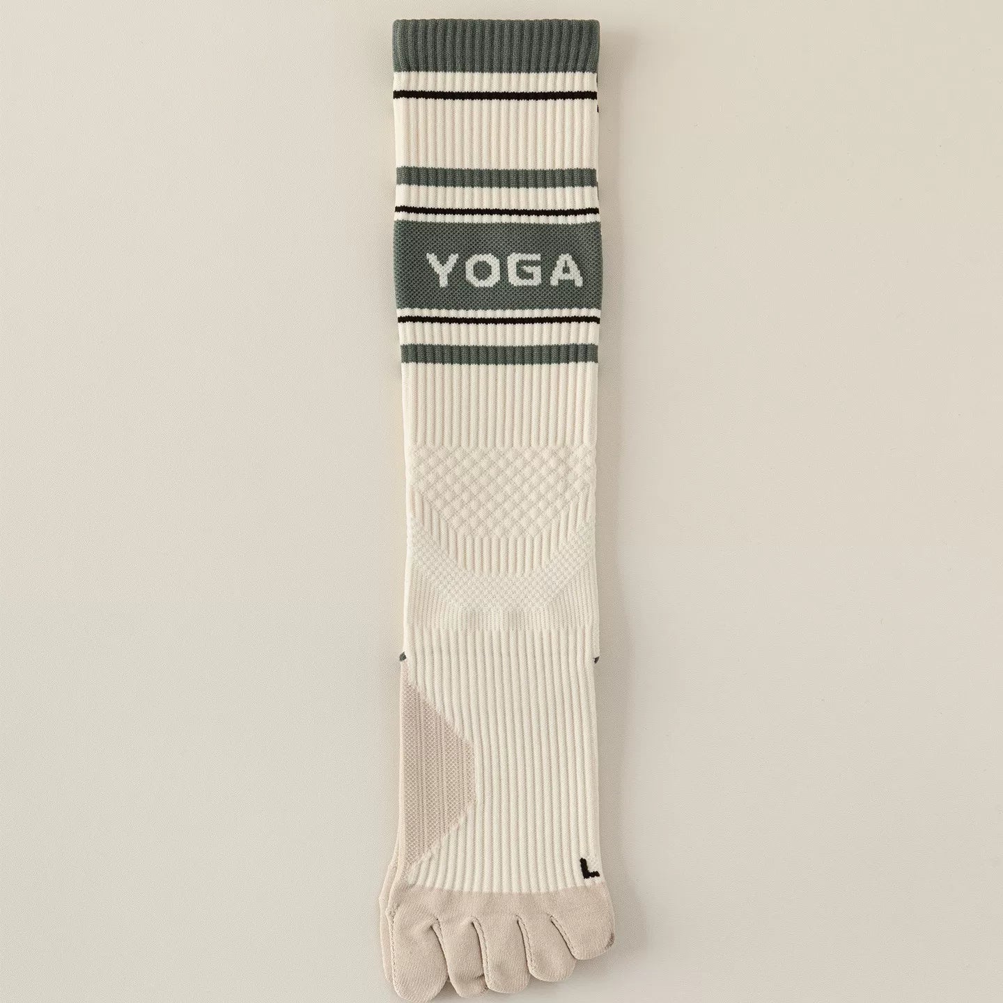 Findszx | Women’s Five-Toe Calf Socks for Active Wear, Color-Block Letter Design, Everyday Sports Style