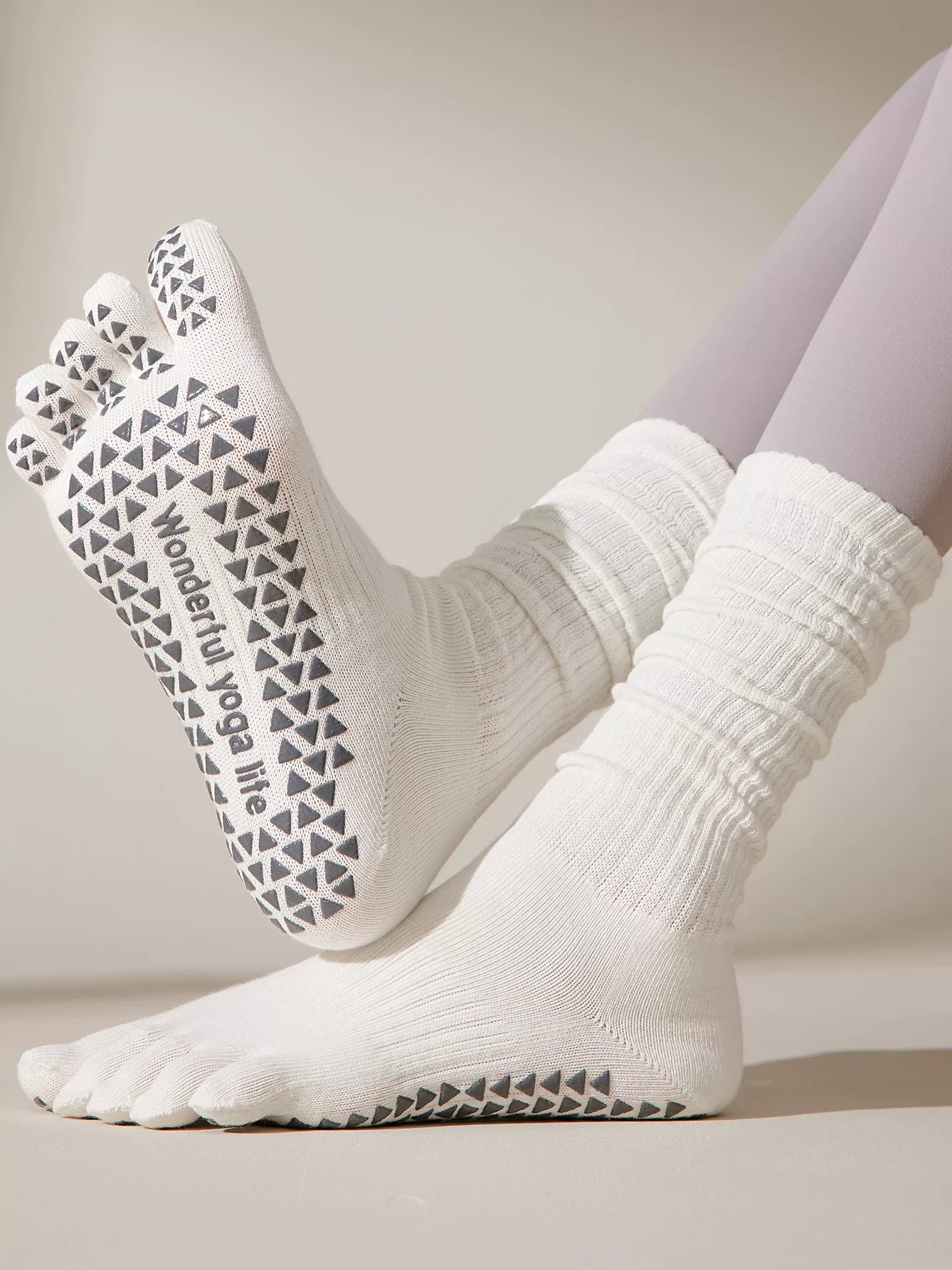 Findszx | Five-Toe Calf Socks in Warm Neutral Tones, Lightweight Design for Yoga & Pilates Wear
