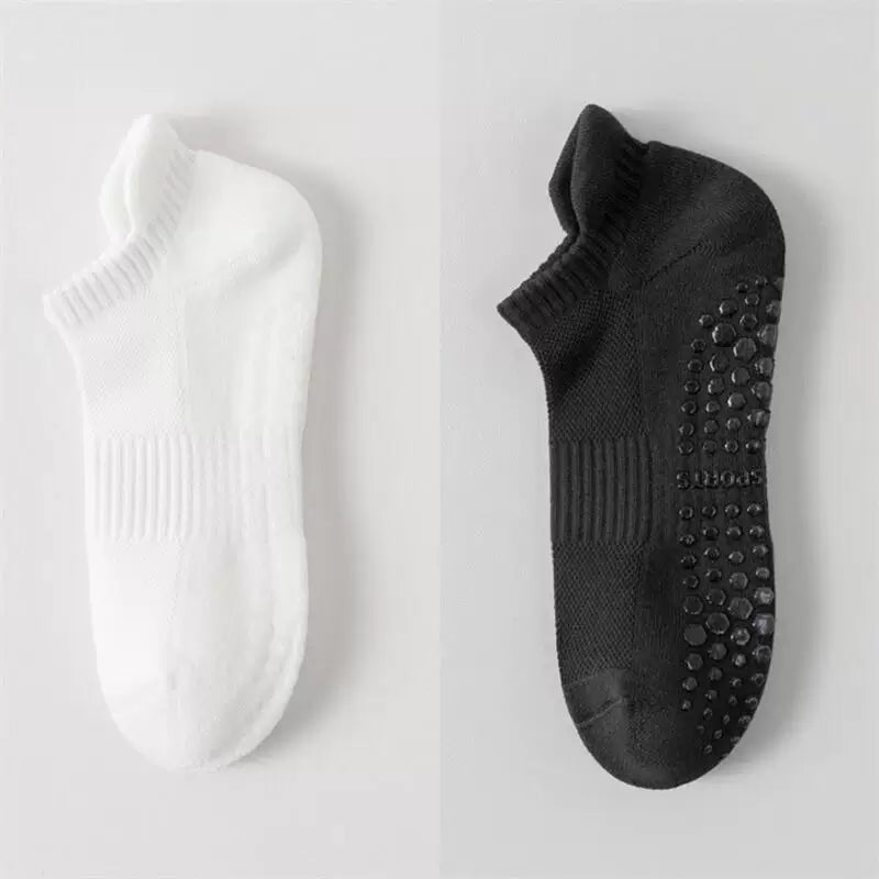Findszx | Men’s Cushioned Mid-Calf Cotton Yoga Socks with Silicone Grip for Pilates & Indoor Fitness