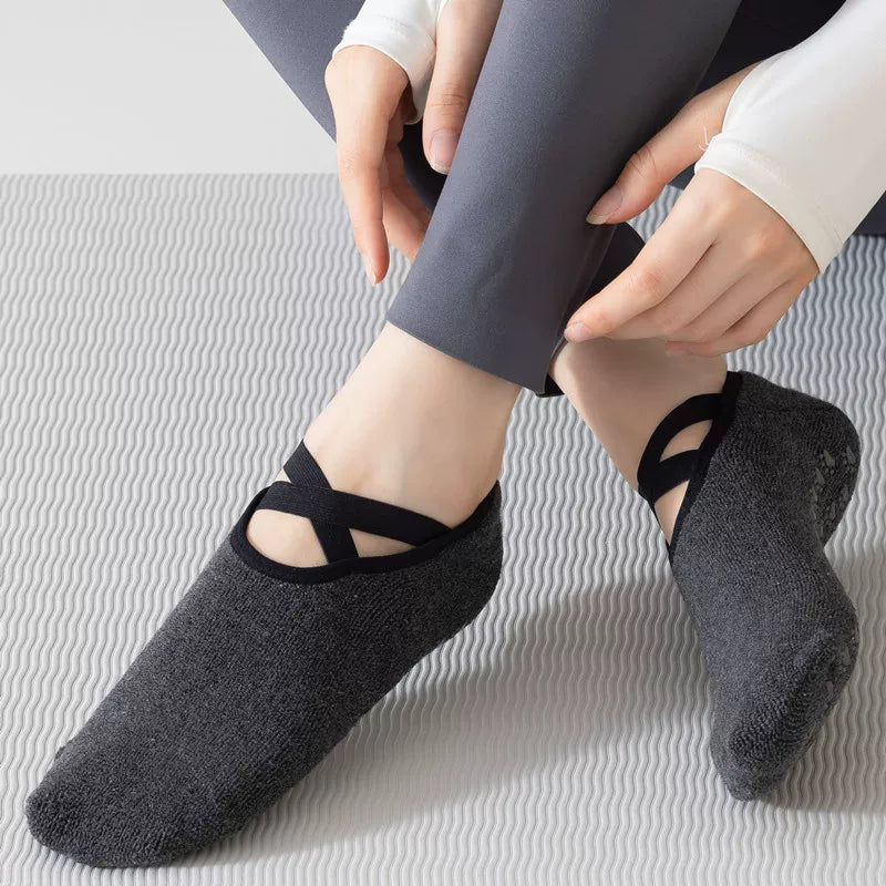 Findszx | Women’s Low-Cut Terry Cotton Yoga Socks with Grip for Pilates, Dance & Indoor Fitness
