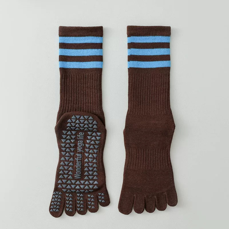 Findszx | Women’s Mid-Calf Split-Toe Five-Toe Cotton Yoga Socks with Grip for Pilates & Indoor Fitness