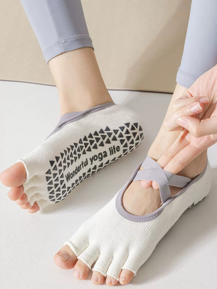 Findszx | Women’s Short-Cuff Open-Toe Five-Toe Yoga Socks with Grip for Pilates & Indoor Fitness