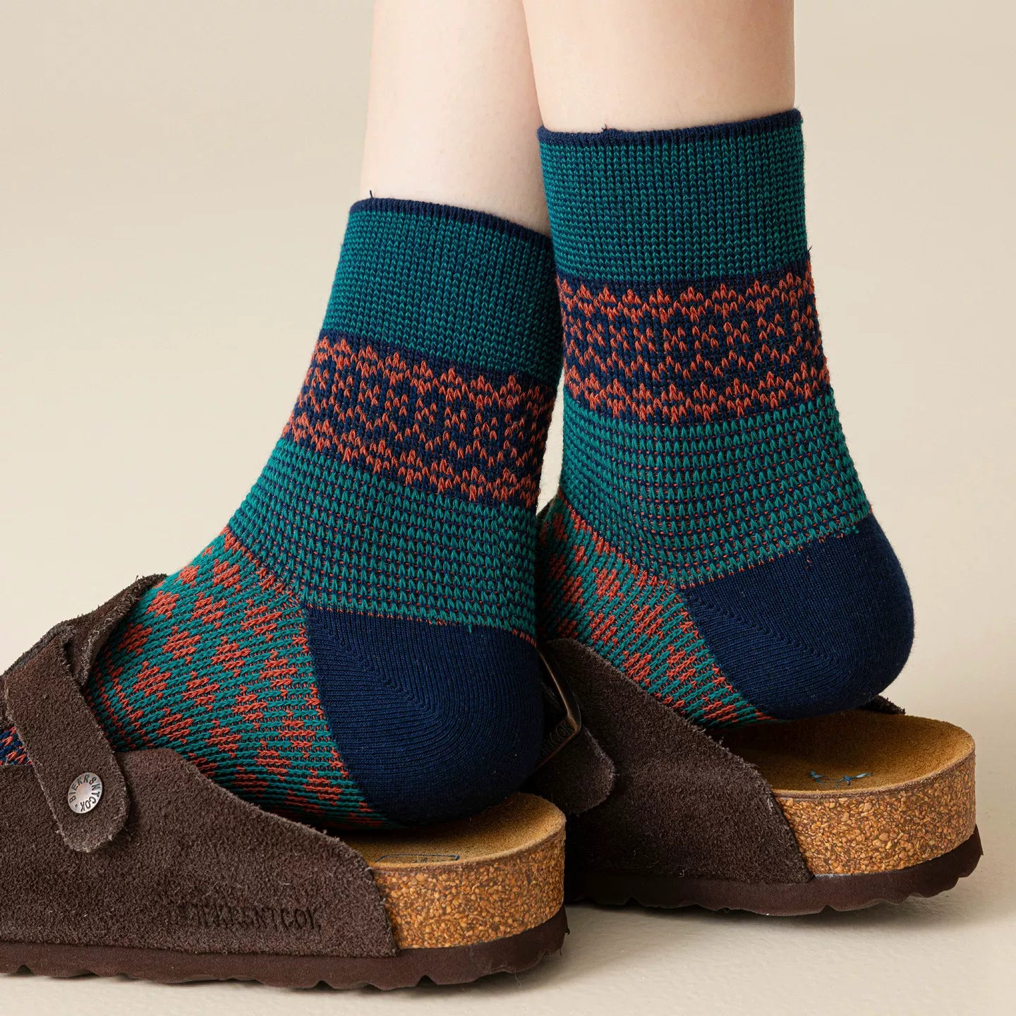 Findszx | Women’s Mid-Calf Cotton Socks with Double-Knit Pile Texture for Autumn & Winter Wear