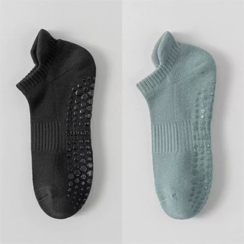 Findszx | Men’s Cushioned Mid-Calf Cotton Yoga Socks with Silicone Grip for Pilates & Indoor Fitness